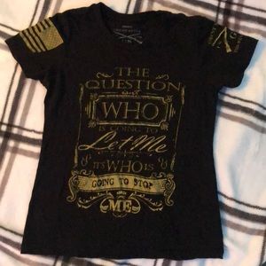 Black Grunt Style small T-shirt